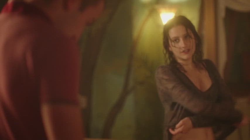 Lola Créton sizzles in a provocative nude scene in Hollyoaks Later S05E02 (2012)