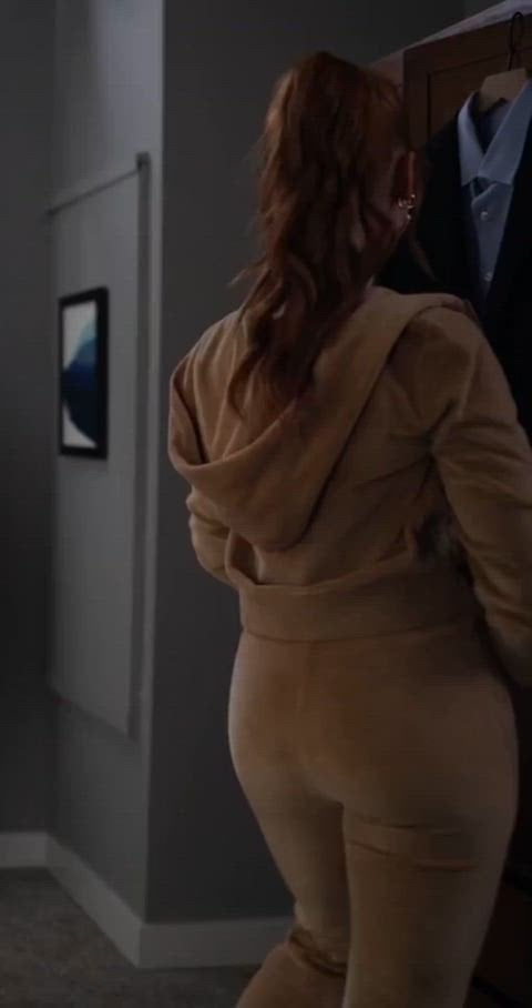 Madelaine Petsch’s Hot Ass Steals the Show
