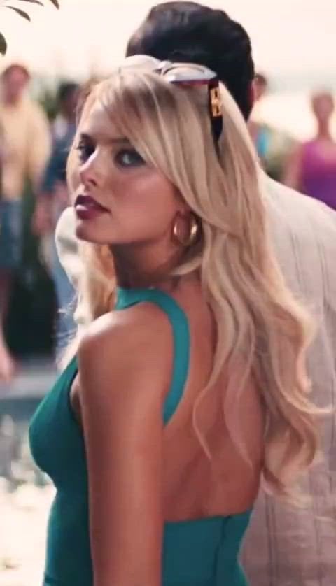 Margot Robbie’s Sultry Sexy Moments Unveiled