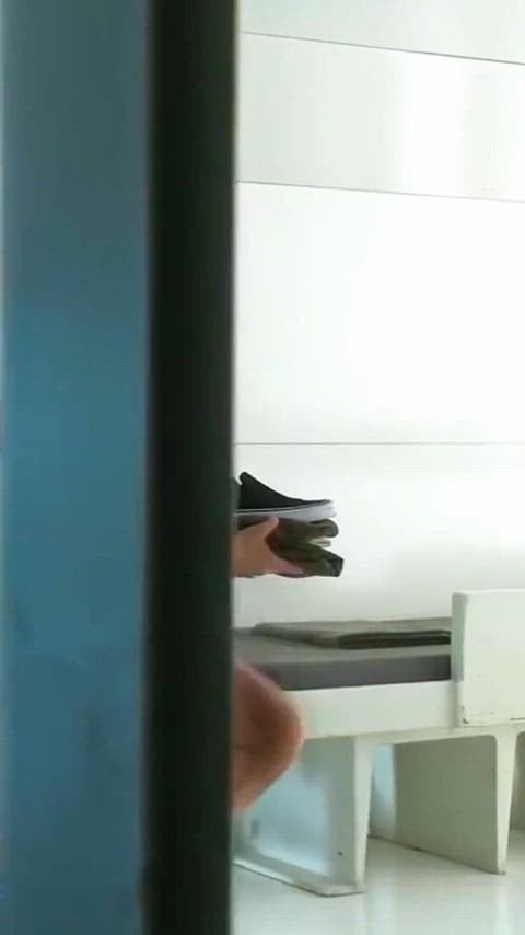 Melissa O’Neil Shows Off Her Hot Ass in Stunning Video