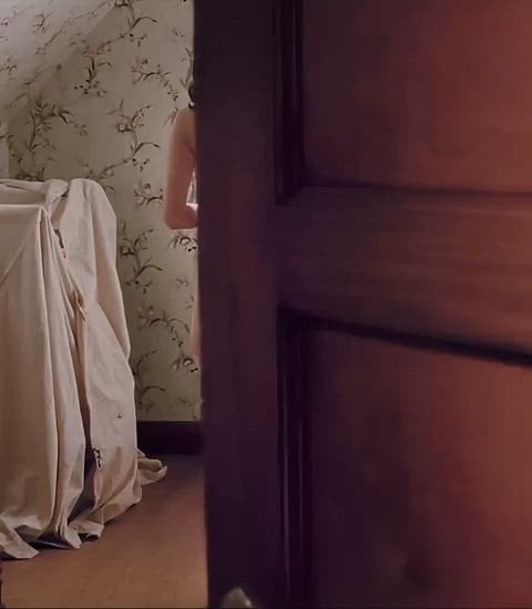 Mischa Barton stars in a nude scene in Closing the Ring (2007)