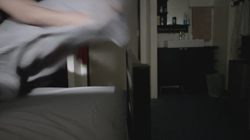 Nichole Sakura’s Steamy Nude Scene in Shameless Season 5 Episode 8