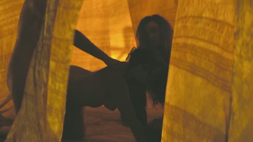 RickyLee Russell-Waipuka’s nude scene in Chief of War (S1Ep9, 2025)