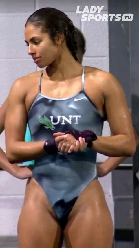 Saylor Hawkins’ Hot Ass Steals the Spotlight in This Sultry Clip