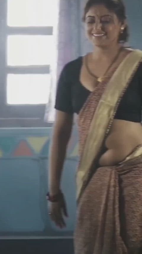 Sneha Paul sizzles in a steamy nude scene that you can’t miss