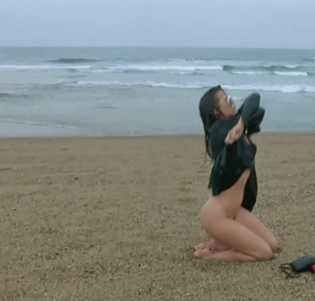 Sophie Marceau in a nude scene from Mes Nuits Sont Plus Belles Que Vos Jours (1989)