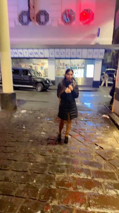 Street Naughtiness with a Steamy Nude Scene