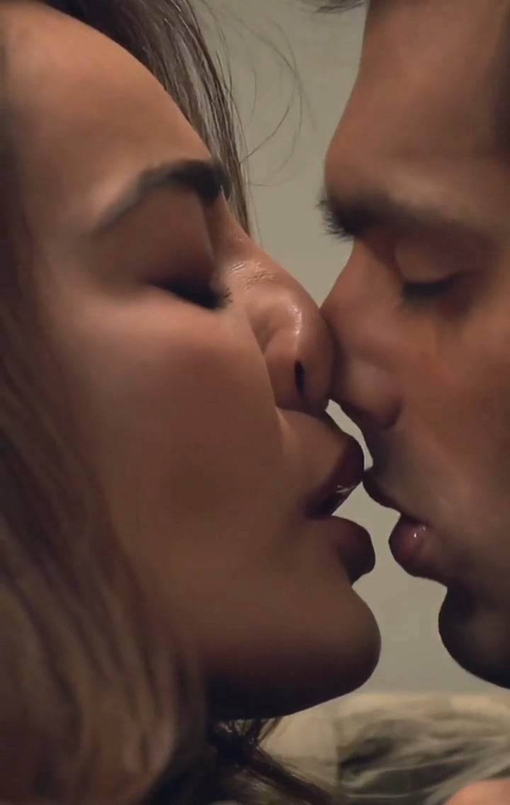 Surbhi Jyoti’s Steamy Nude Scene in Her Latest Movie