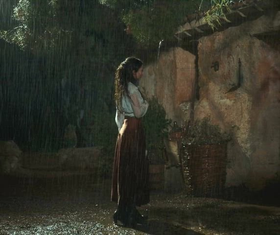 Tecla Insolia stars in a nude scene in The Art of Joy S01E04 (2024)