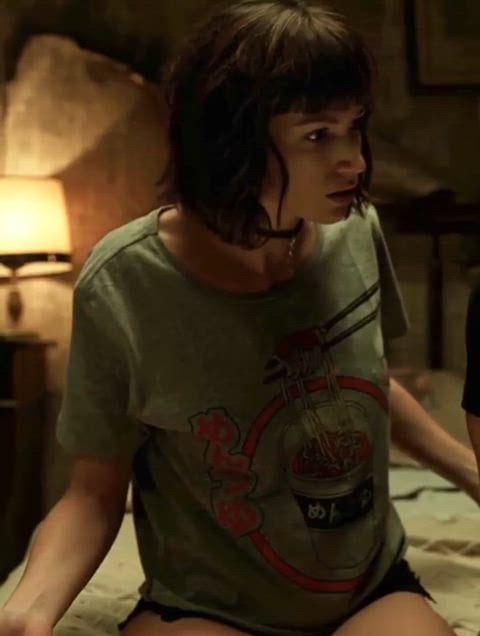 Úrsula Corberó’s Hot Ass Steals the Show in Sultry Scene