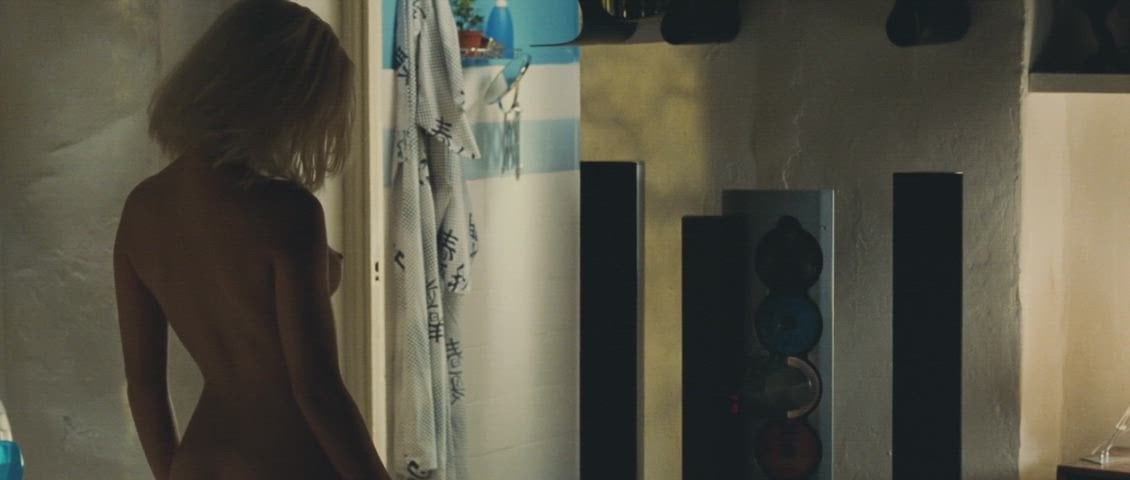 Virginie Ledoyen’s nude scene in Heroines (1997)