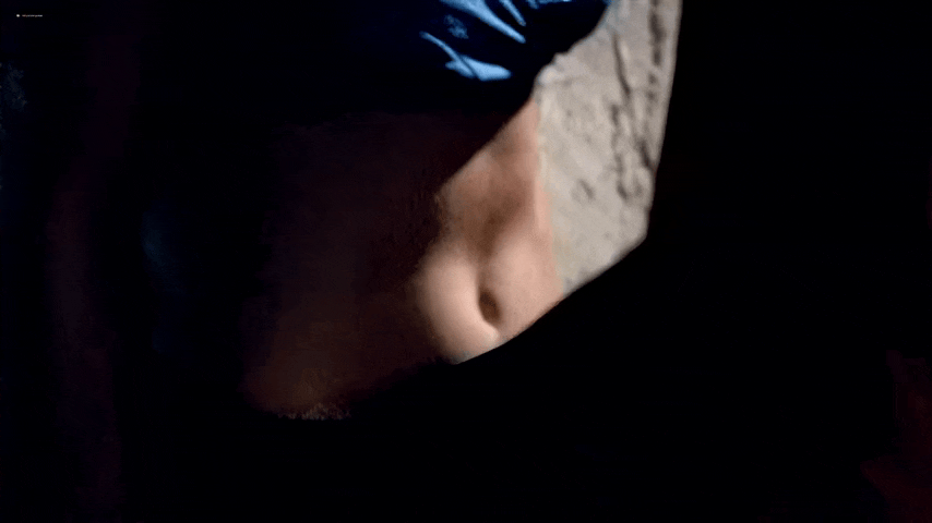 Alice Braga’s nude scene in Lower City (2005)