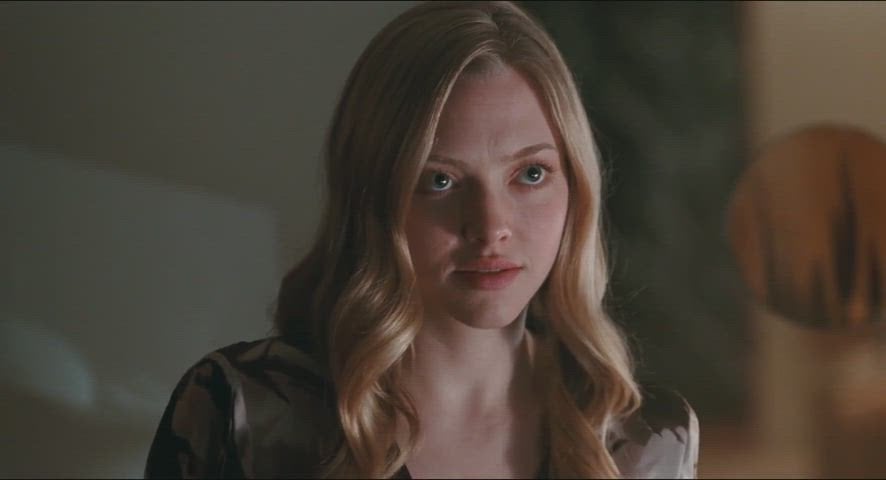 Amanda Seyfried’s nude scene in Chloe (2009)