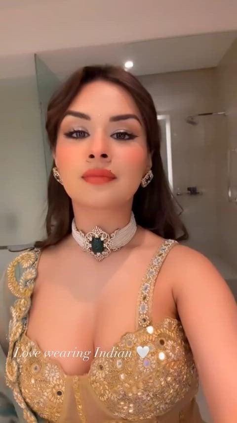 Avneet Kaur’s hot appearance in her latest Instagram video