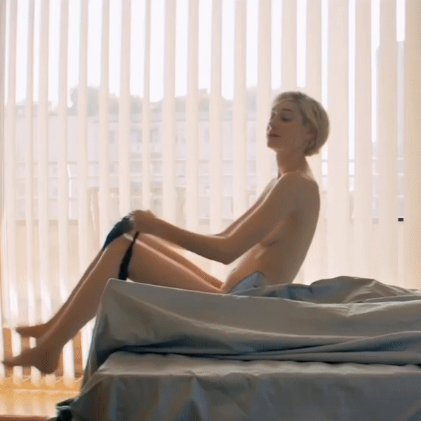 Elizabeth Debicki in a nude scene from The Burnt Orange Heresy (2019)
