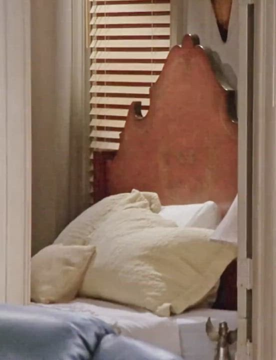 Jennifer Aniston’s steamy nude scene in Friends