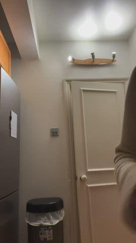 Dafne Keen’s Stunning Sexy Poses and Alluring Charm