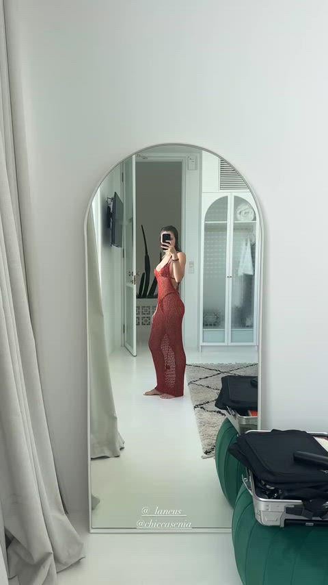 Daniela Melchior’s Hot Ass Steals the Spotlight in Sultry Video