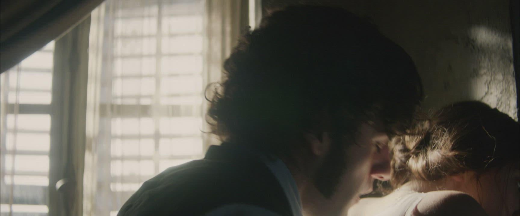 Elizabeth Olsen’s Stunning Hot Moments that Will Leave You Breathless