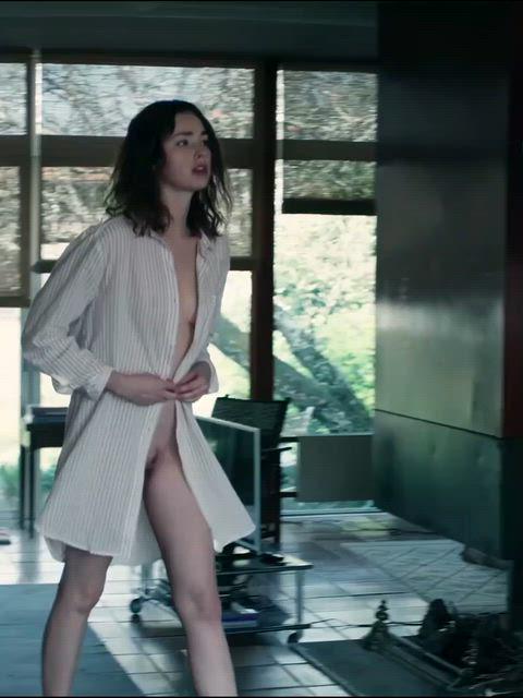 Freya Mavor Exposes All in a Steamy Scene from Twice Upon A Time