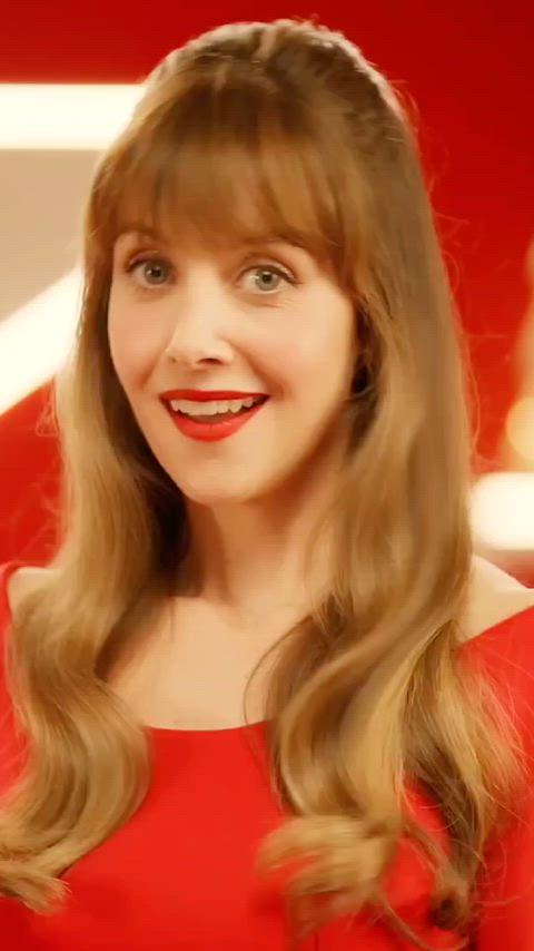 Hot and Sexy Alison Brie in Stunning Outfits