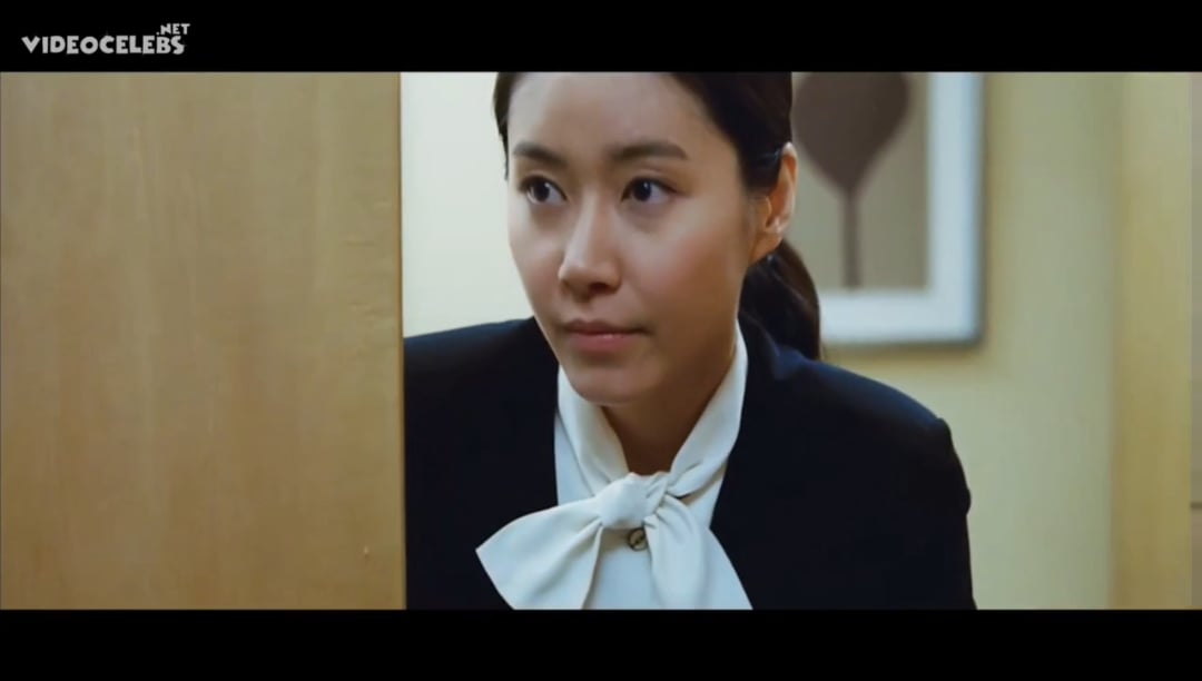 Ji Seo-Yun’s stunning nude scene in Horny Family (2013)