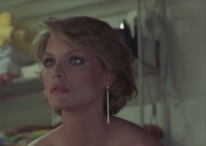 Michelle Pfeiffer’s Hot Night: A Sultry Showcase of Her Gorgeous Butt