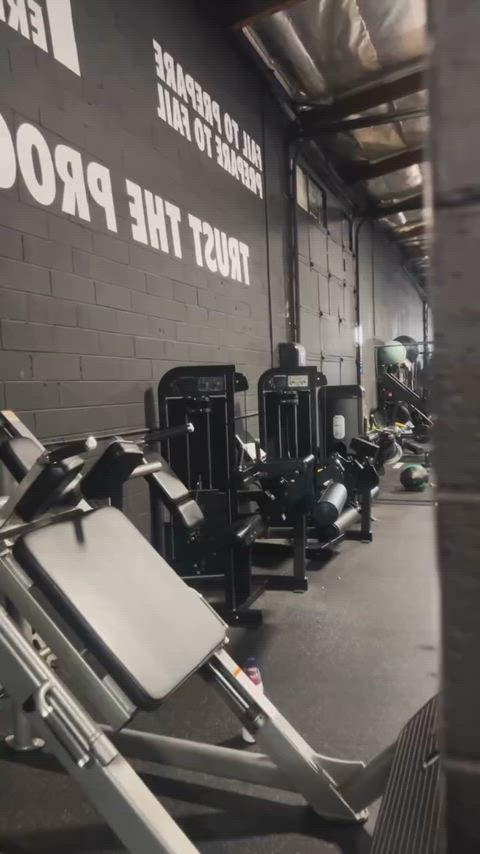 Nadine Velazquez Shows Off Her Sexy Ass in Stunning Fashion Moments