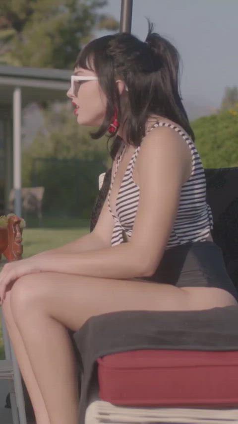 Peyton List Shows Off Her Hot and Curvy Butt in Stunning Clip