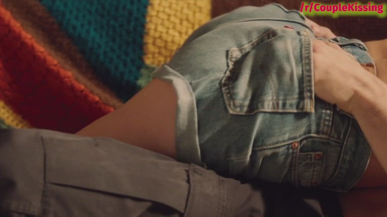 Shailene Woodley’s Nude Scene in White Bird In A Blizzard