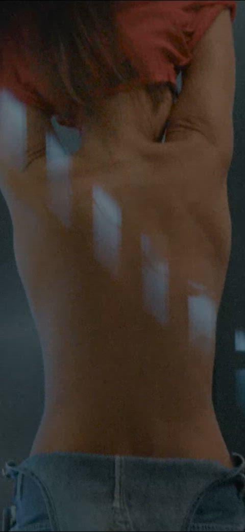 Cait Alexander Goes Wild in This Hot Scene from The Voyeurs (2021)