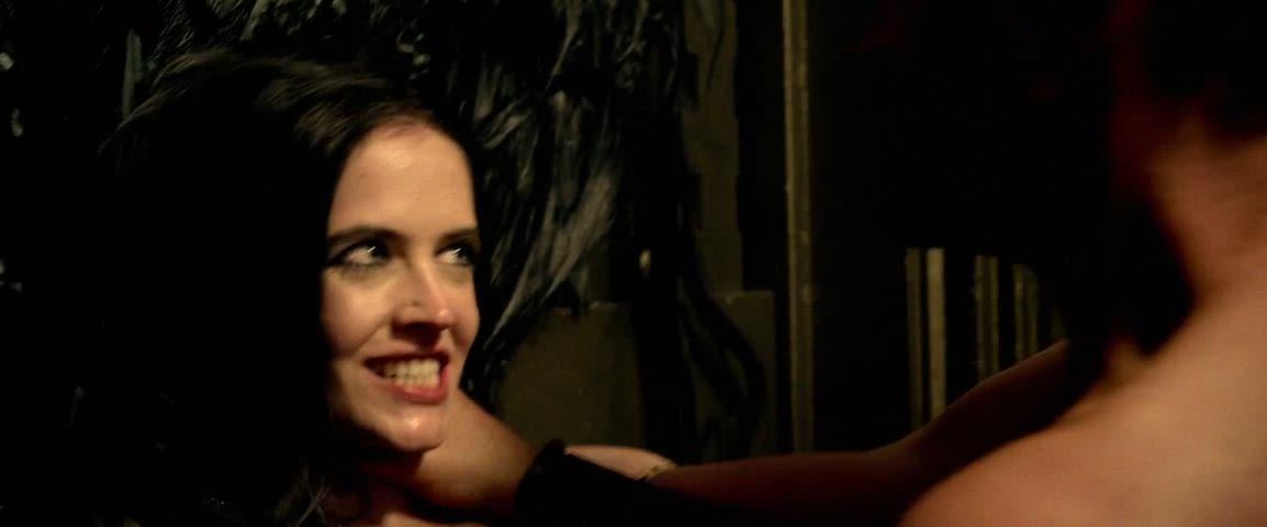 Eva Green’s steamy nude scene in 300: Rise of an Empire (2014)
