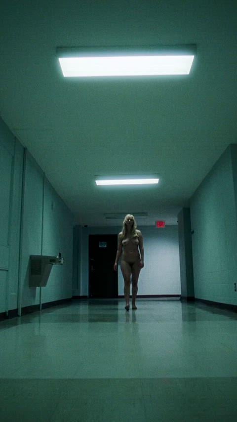 Jennifer Lawrence’s Hot and Sexy Butt Steals the Show