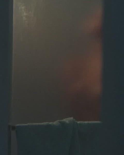 Kaia Gerber’s Steamy Nude Scene in “The Palisades” (2022)