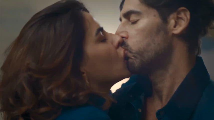 Kriti Kulhari’s Steamy Scenes in Movies and TV Series