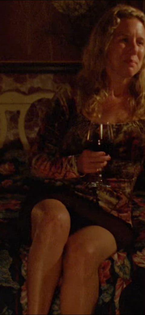 Lauren Weedman in a nude scene from Hung Season 1 Episode 8 (2009)