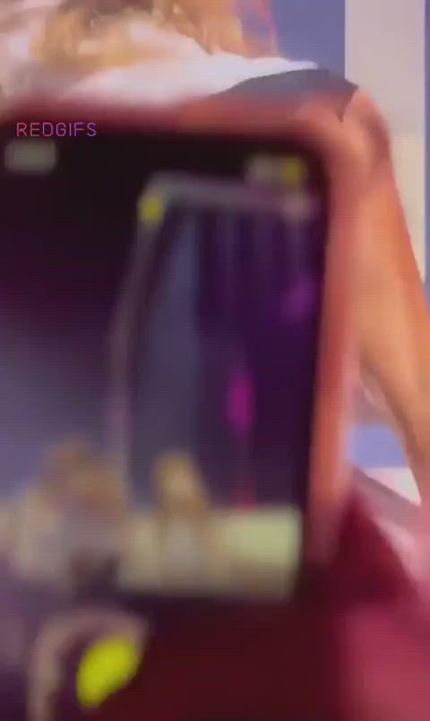 Tate McRae’s Sexy Ass Moments That Will Leave You Breathless