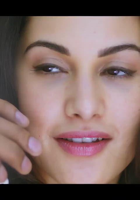 Amyra Dastur’s steamy nude scene that will leave you breathless