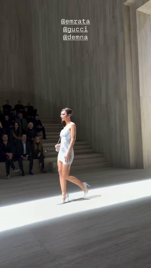 Emily Ratajkowski’s Hot Ass Steals the Show in This Sultry Clip