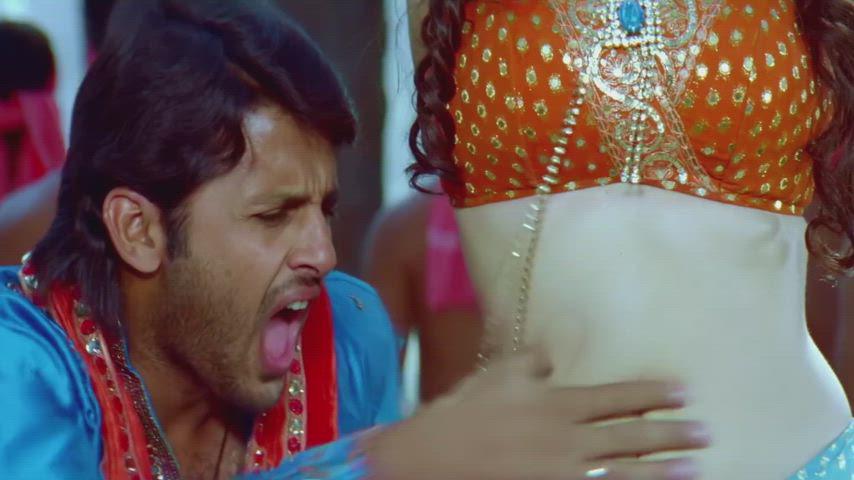 Hansika Motwani’s Hot and Sexy Looks