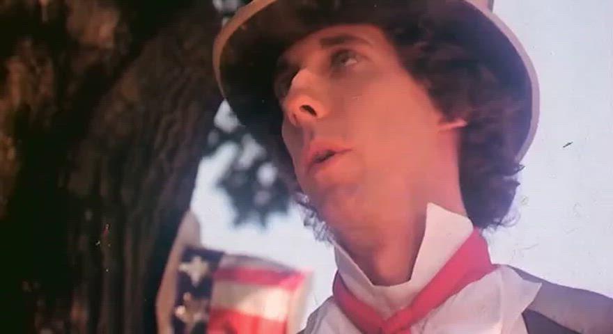 Kristine DeBell Goes Wild in a Sexy Take on Alice in Wonderland – 1976