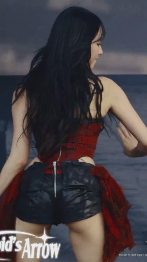 Natty’s Hot Ass Steals the Show in “Kiss of Life”