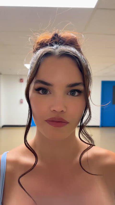 Paris Berelc Shows Off Her Stunning Butt in a Hot New Video