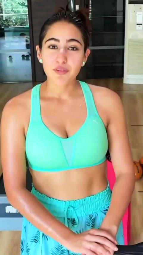 Sara Ali Khan’s Hot Nude Scene in Her New Movie