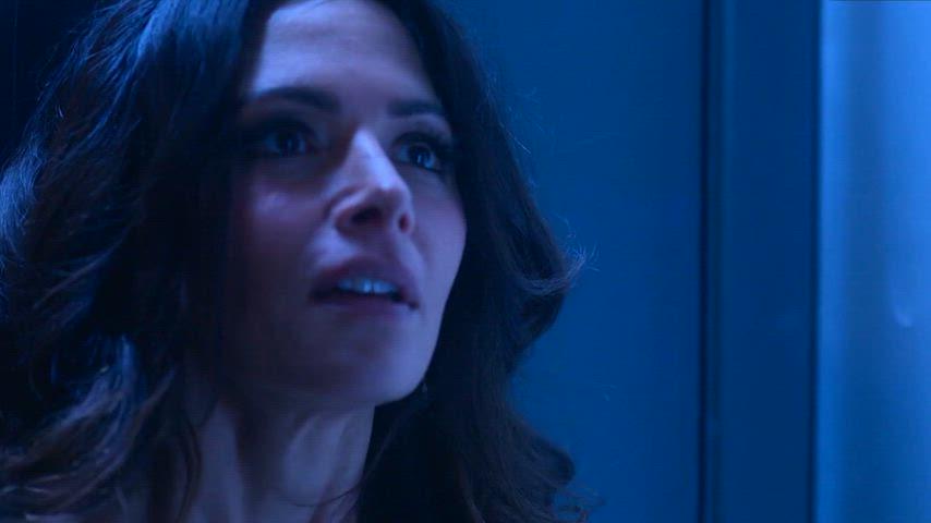 Sarah Shahi’s Steamy Nude Scene in Sex/Life