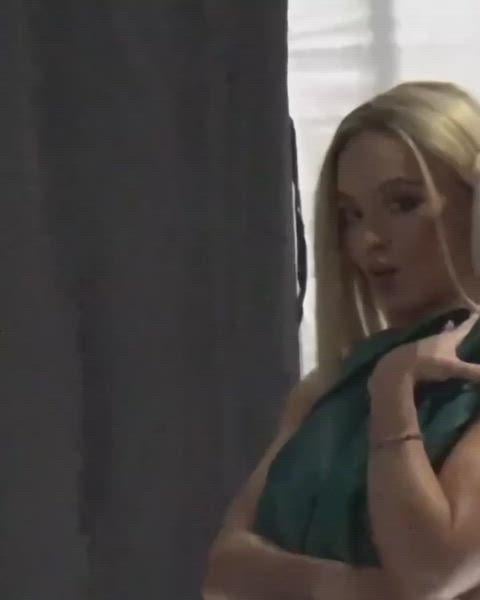 Sydney Sweeney’s Hot Butt Steals the Show in Stunning Clip