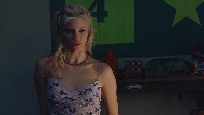Amy Smart sizzles in a steamy sex scene from Road Trip (2000)