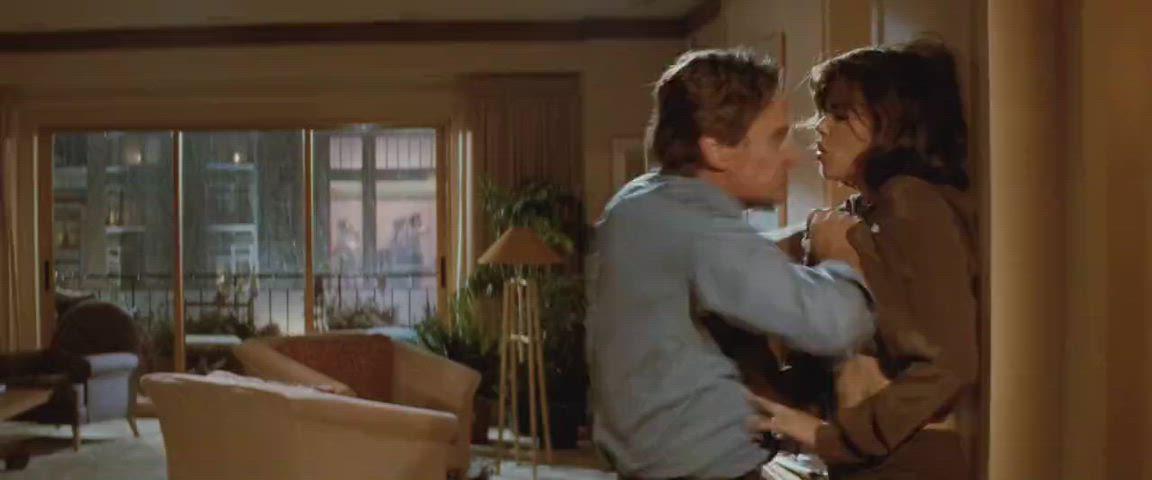 Jeanne Tripplehorn Goes Wild with Steamy Moments in Basic Instinct (1992)