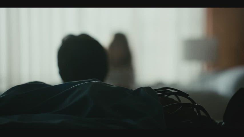 Linda Cardellini Goes Wild in a Hot and Sultry Showcase