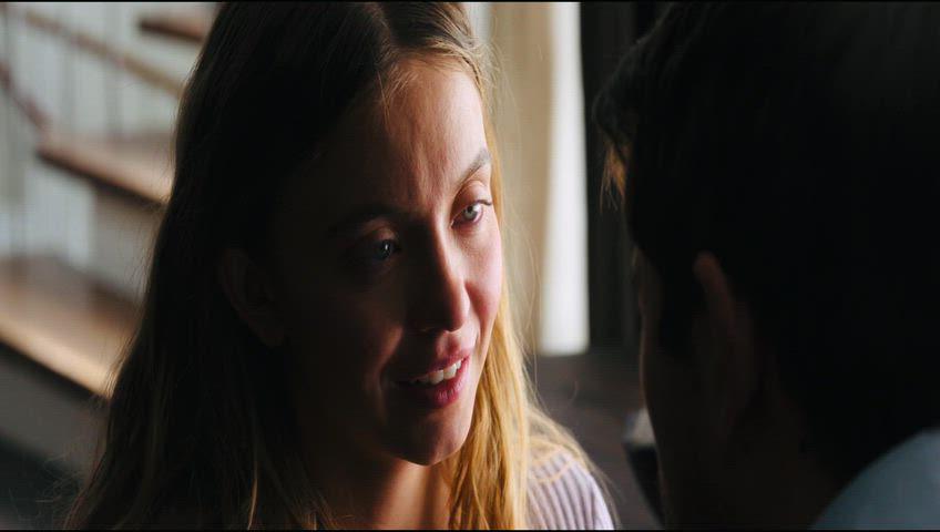 Sydney Sweeney Goes Wild in a Hot and Sultry Show!